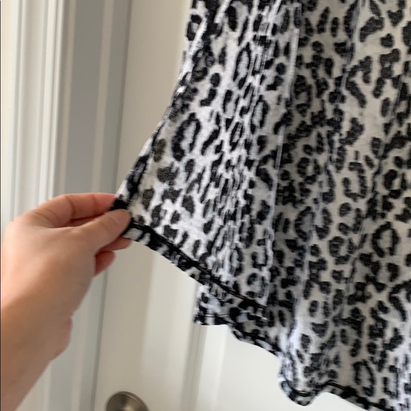 NWT CHICO’S Leopard Print Lightweight Open Cardigan - Picture 5 of 11